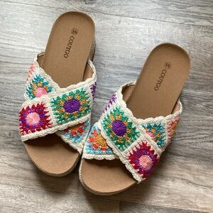 Coutgo Multicolor Crochet Platform Sandals